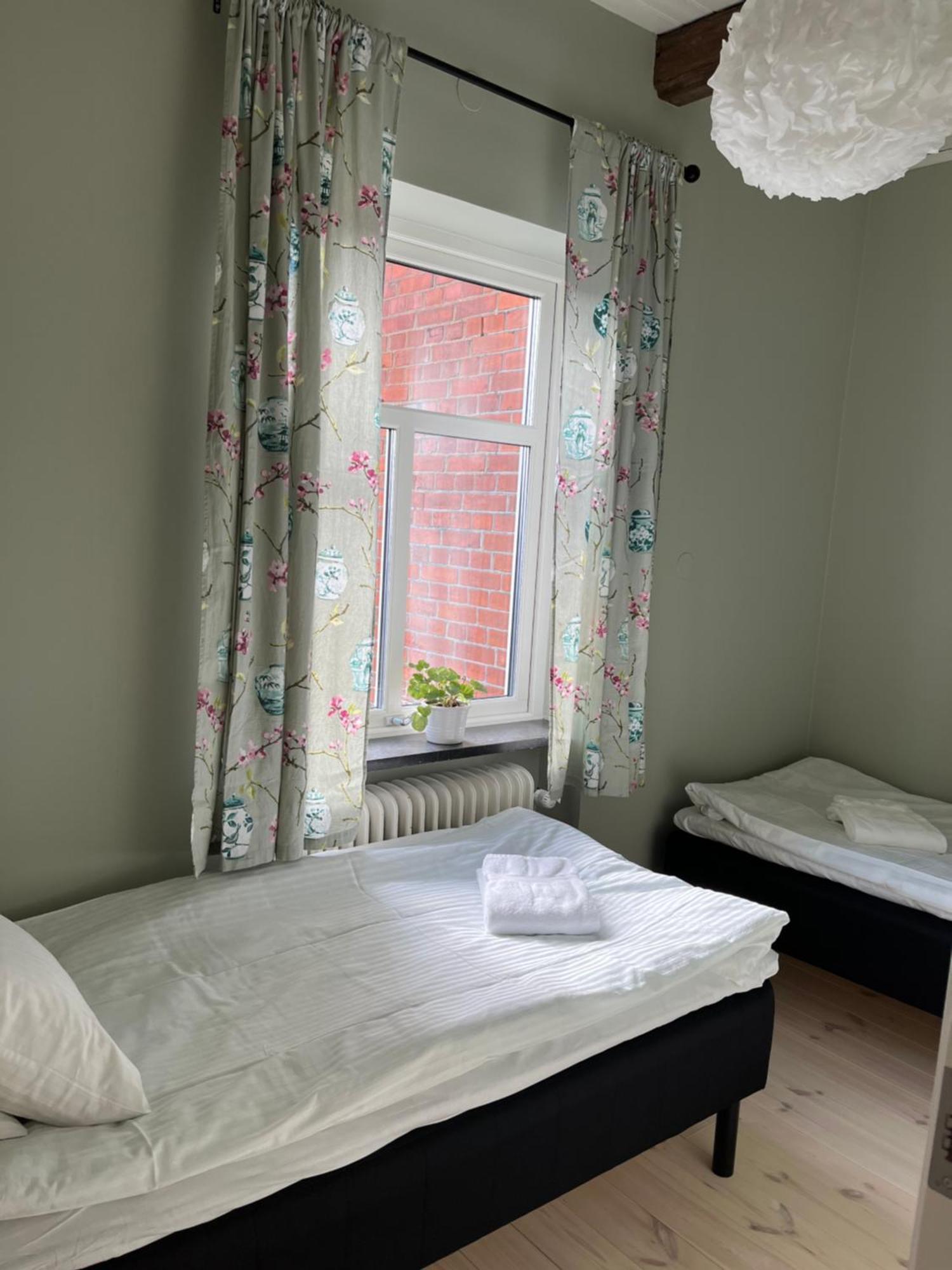 Hammenhög Svanbergs Gaestrum B&B מראה חיצוני תמונה